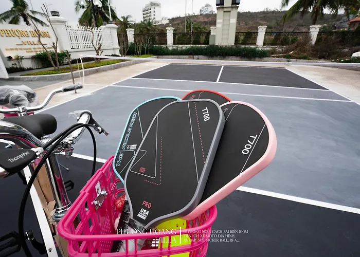 Phuong Hoang 13 Phong Ngu - Ven Bien, Be Boi, Bi-a, Bbq, San Pickleball, Xe Dia Hinh, Cheo Sup Bien Ha Long