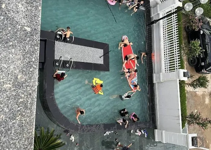 Appartement Phuong Hoang 13 Phong Ngu - Ven Bien, Be Boi, Bi-a, Bbq, San Pickleball, Xe Dia Hinh, Cheo Sup Bien